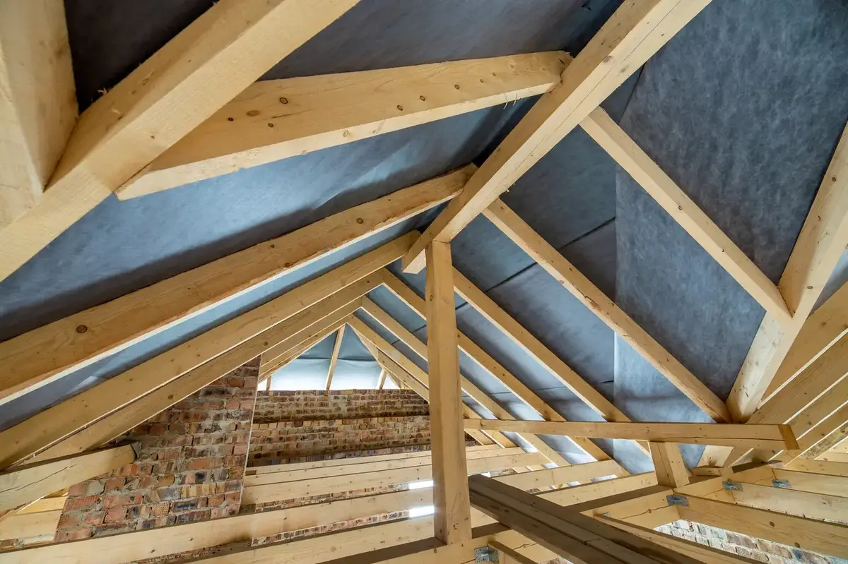 Réfection partielle ou complète de charpente — Rénovations de toitures Le Fils